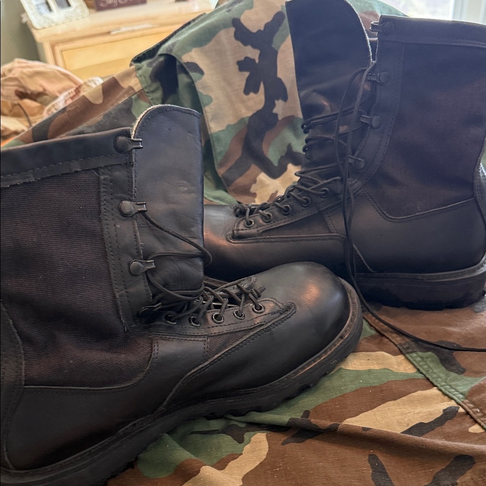 Extreme Cold Weather Gortex Boots - Picture 13 of 13